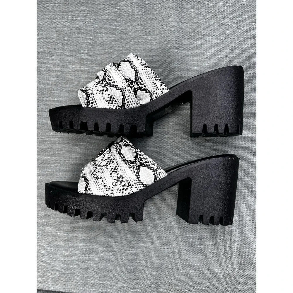 ROCAWEAR VTG Heel Open Toe‎ Platform Sz 6 NWOB Snakeskin Silver Logo Retro 90s